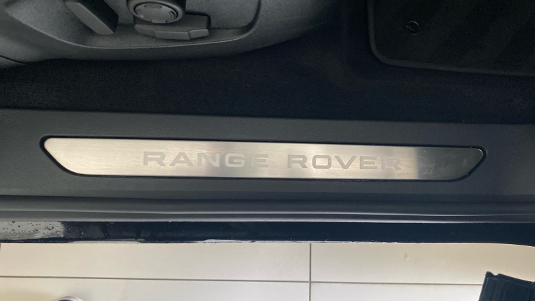 Land Rover Range Rover Evoque 2.0 D200 Edition 5dr Auto Diesel Hatchback